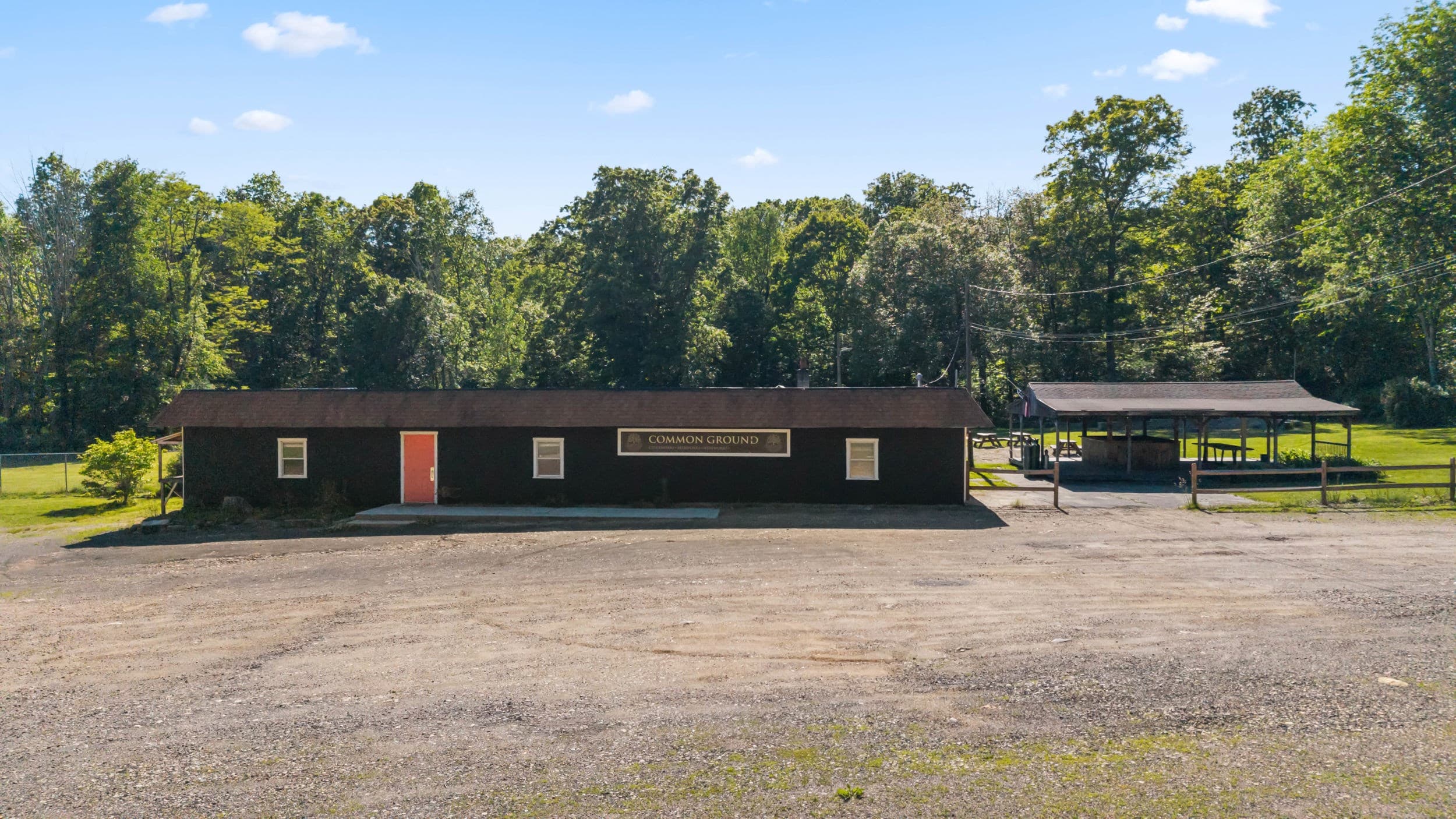 31 E Brookfield Rd, North Brookfield MA 01535