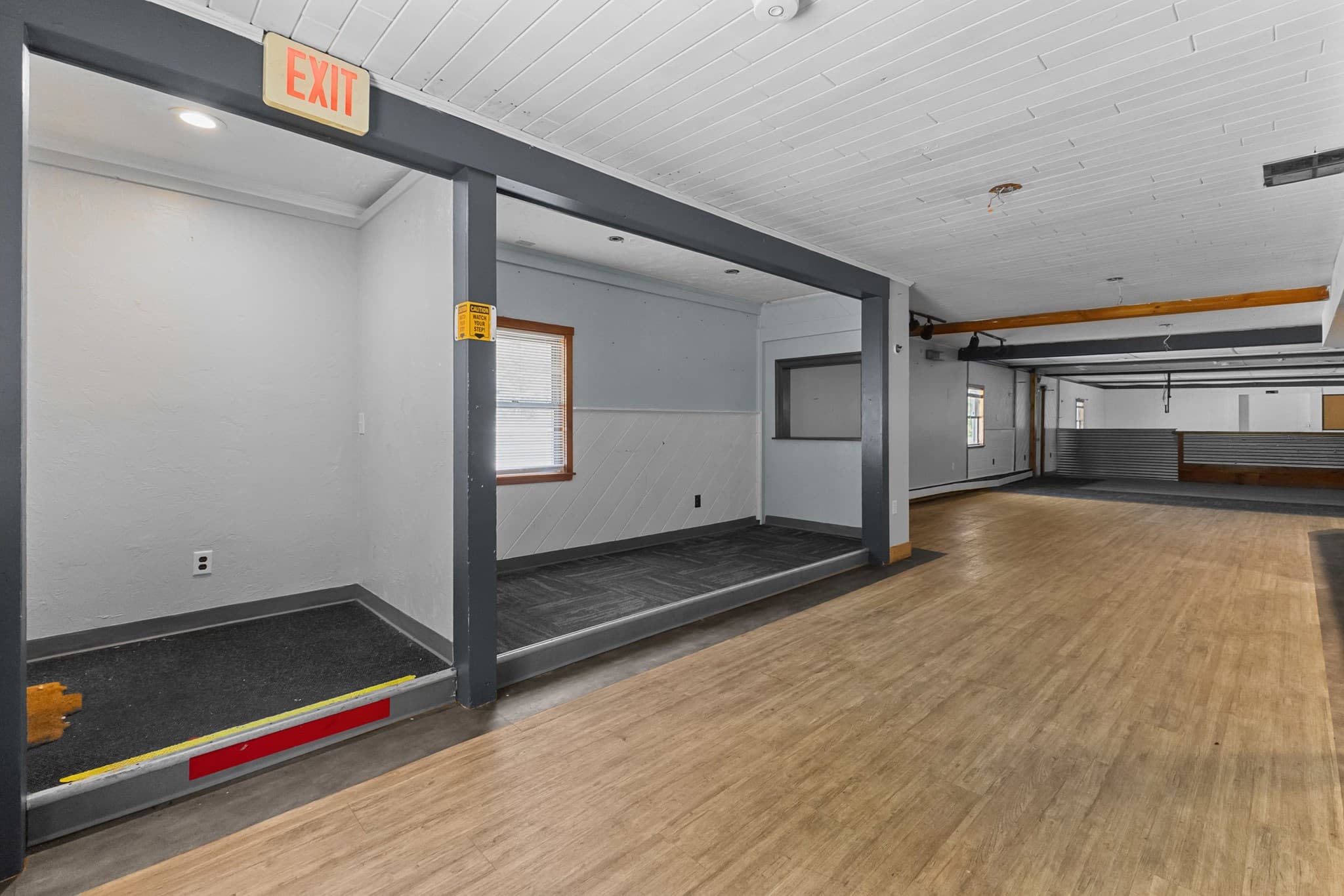 Commercial Sale at 31 E Brookfield Rd, North Brookfield MA 01535, photo 5 of 42