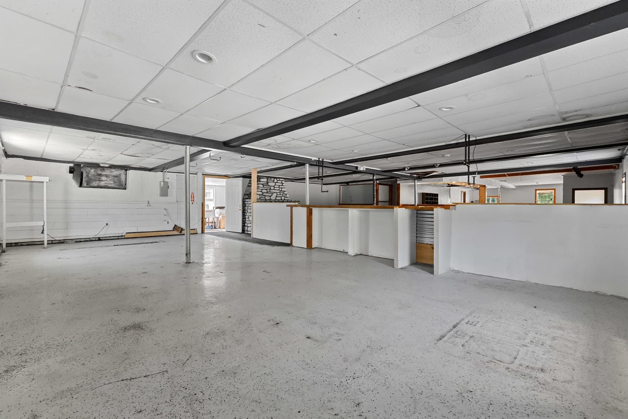 Commercial Sale at 31 E Brookfield Rd, North Brookfield MA 01535, photo 25 of 42