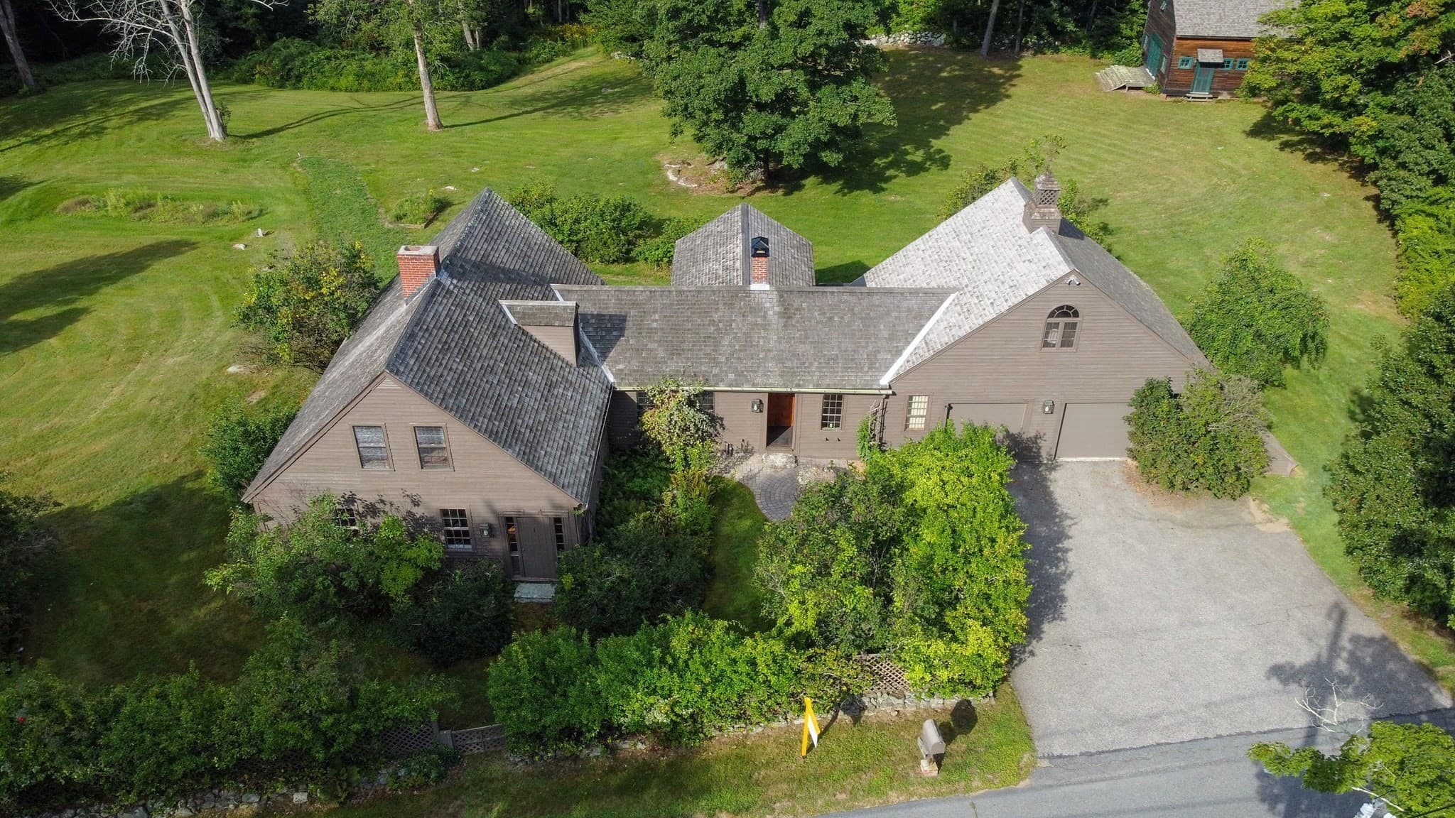 622 Spencer Rd., Oakham MA 01068