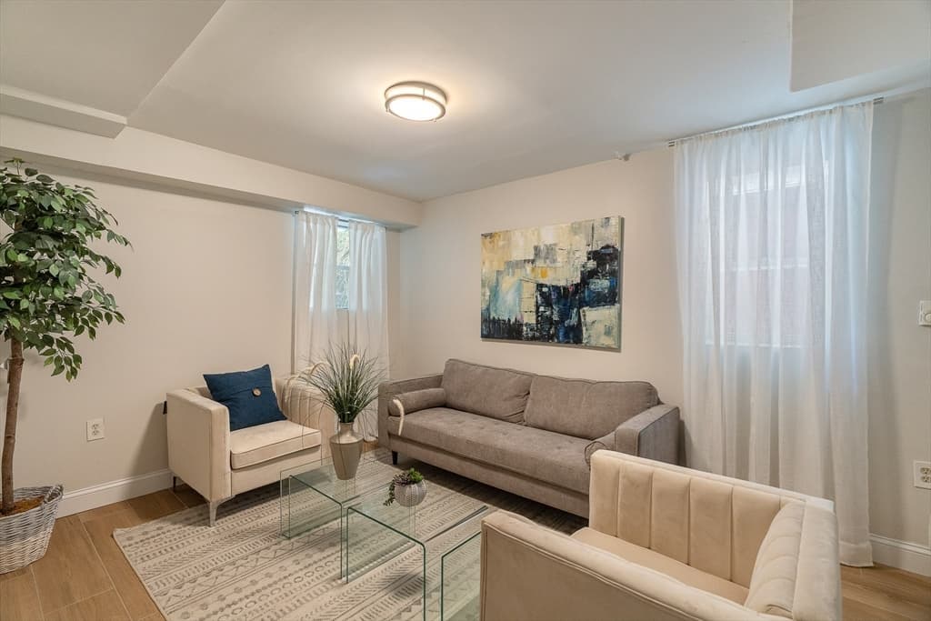 Condominium at 125 Princeton Street, Boston MA 02128, photo 22 of 33