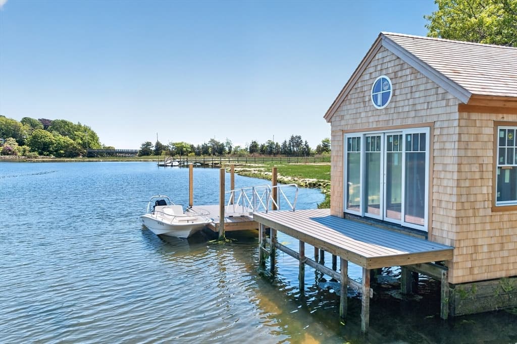 48 Starboard Lane, Barnstable MA 02655