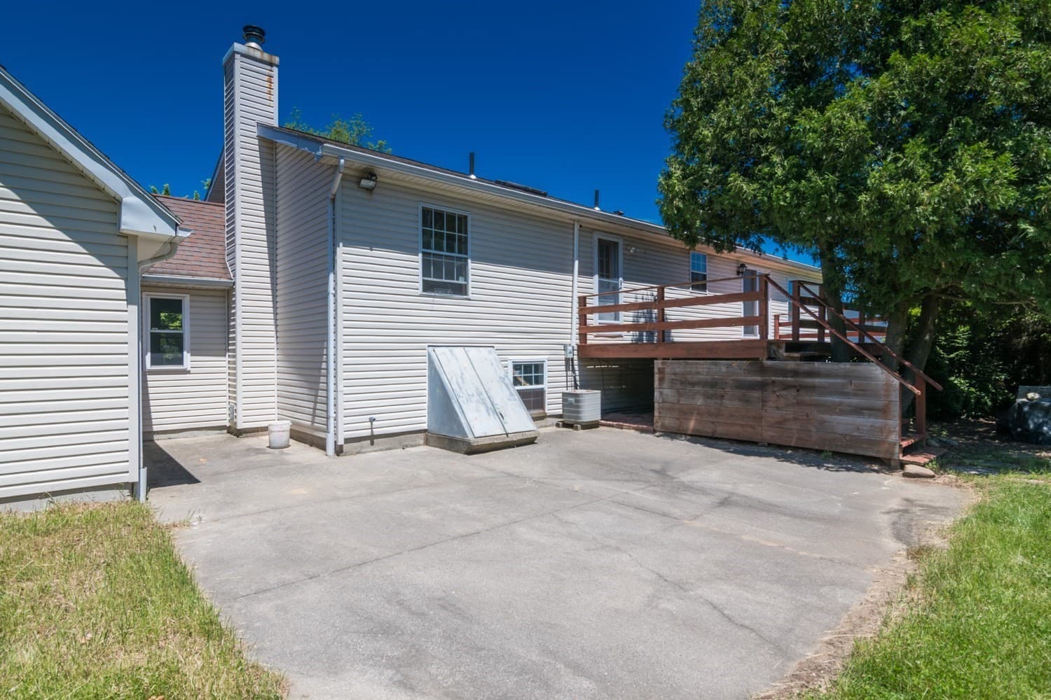 Single Family Residence at 101 Stockbridge Street, Hadley MA 01035, Hadley, photo 30 of 34