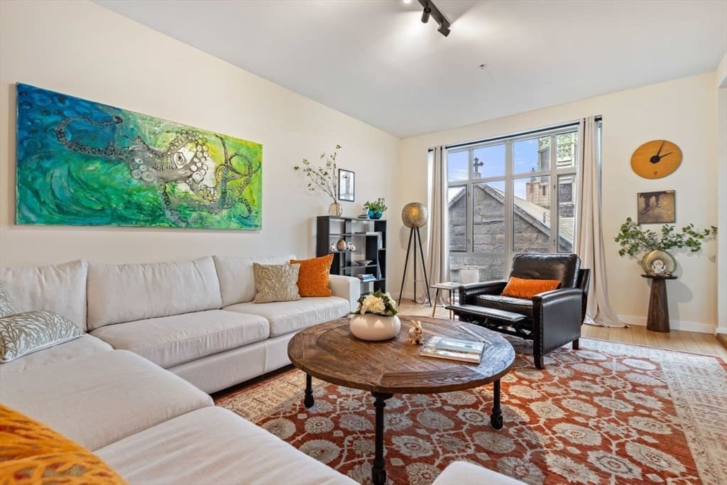 Condominium at 150 Dorchester Ave # 604, Boston MA 02127, Boston, photo 2 of 34