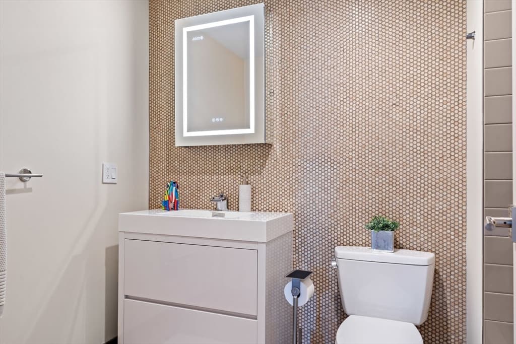 Condominium at 150 Dorchester Ave # 604, Boston MA 02127, Boston, photo 18 of 34
