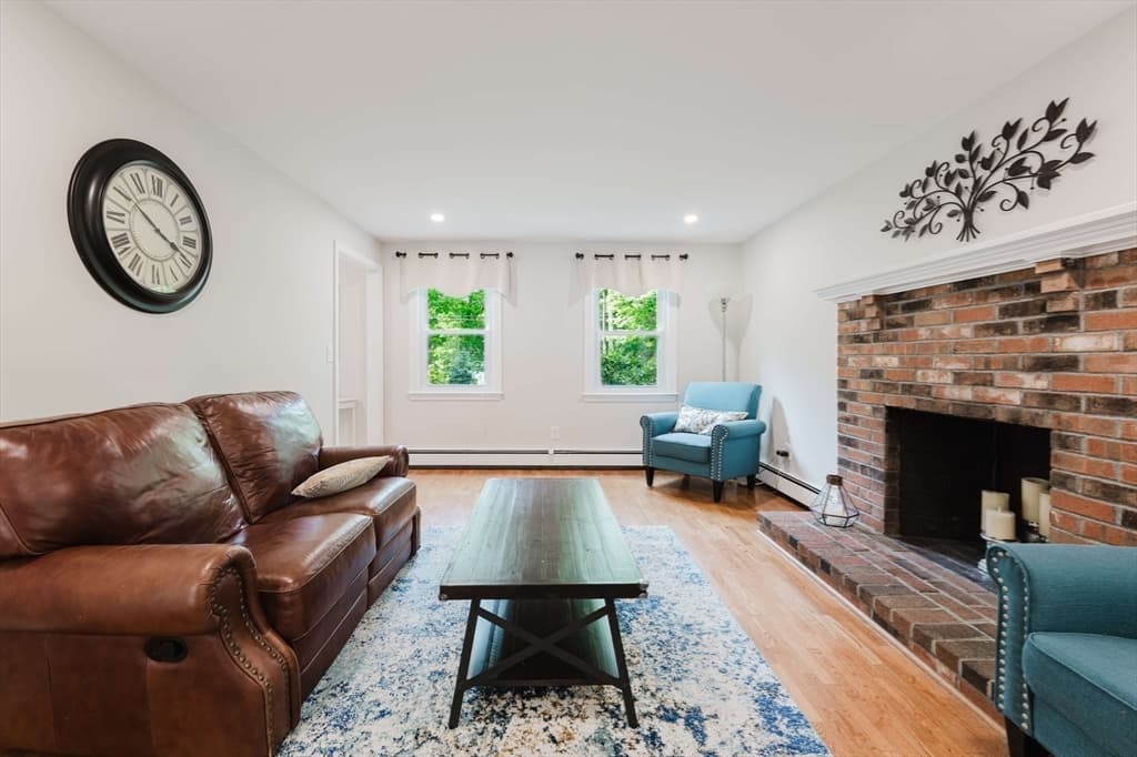 Single Family Residence at 245 Winter Street, Mansfield MA 02048, photo 9 of 42