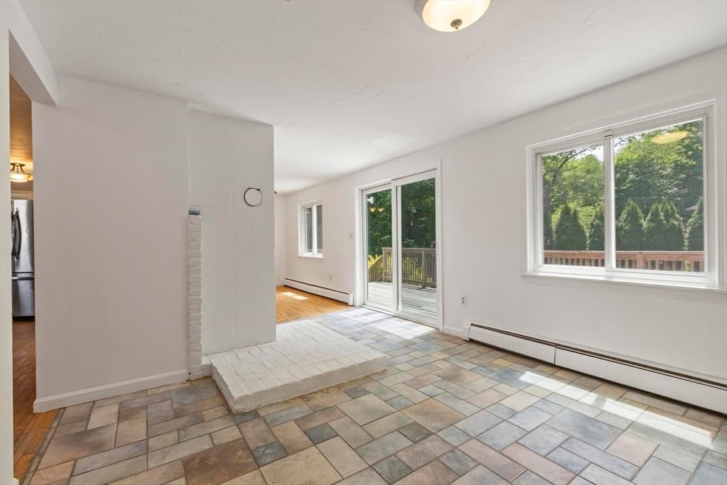 Single Family Residence at 90 Royalston Rd, Phillipston MA 01331, Phillipston, photo 5 of 42