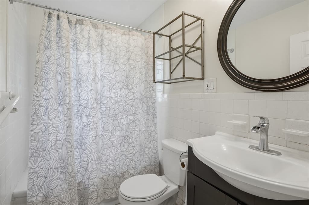 Single Family Residence at 30 Bellridge Drive, Shrewsbury MA 01545, photo 24 of 35