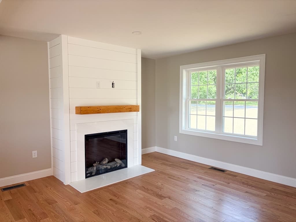 555 Neck Road, Lancaster MA 01523 photo 10