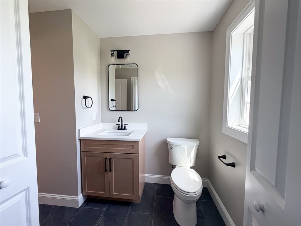 555 Neck Road, Lancaster MA 01523 photo 11