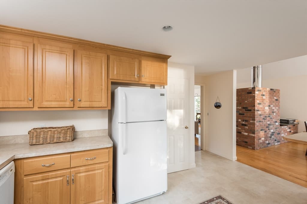 Single Family Residence at 35 Duncan Lane, Chatham MA 02633, Chatham, photo 10 of 42