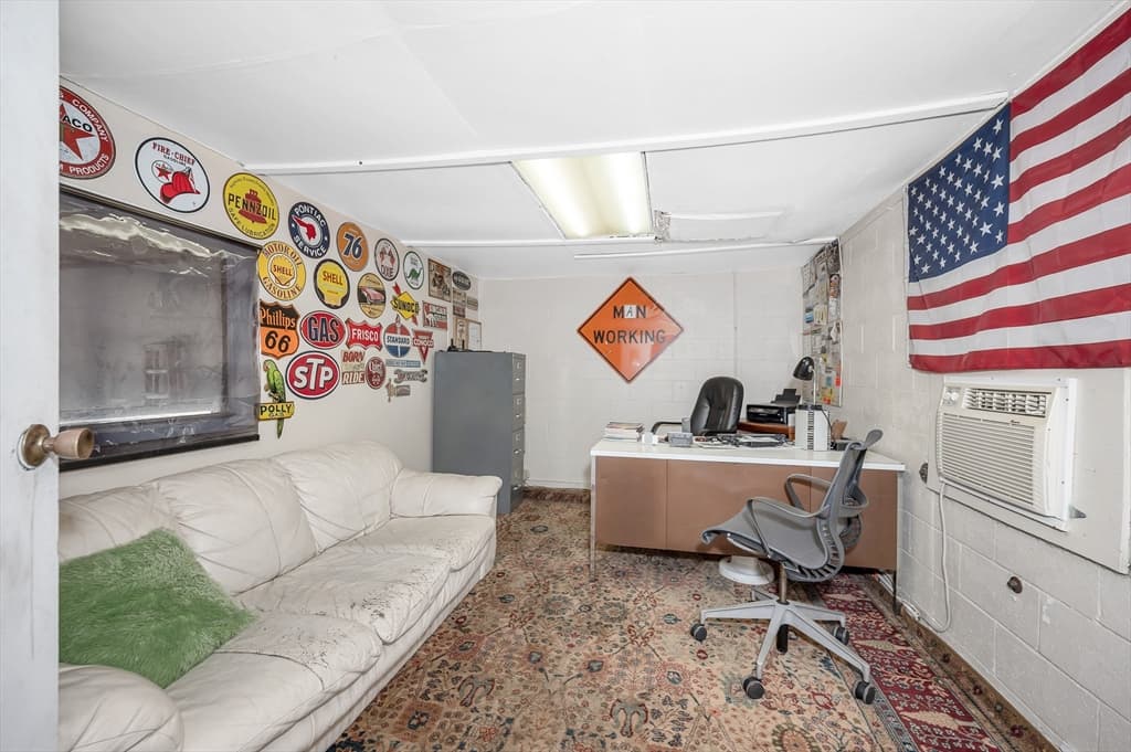 12 Carlton Street, Lowell MA 01851 photo 22
