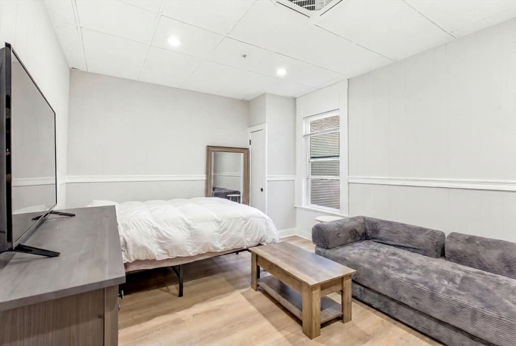 142 Dorchester Street, Boston MA 02127 photo 6
