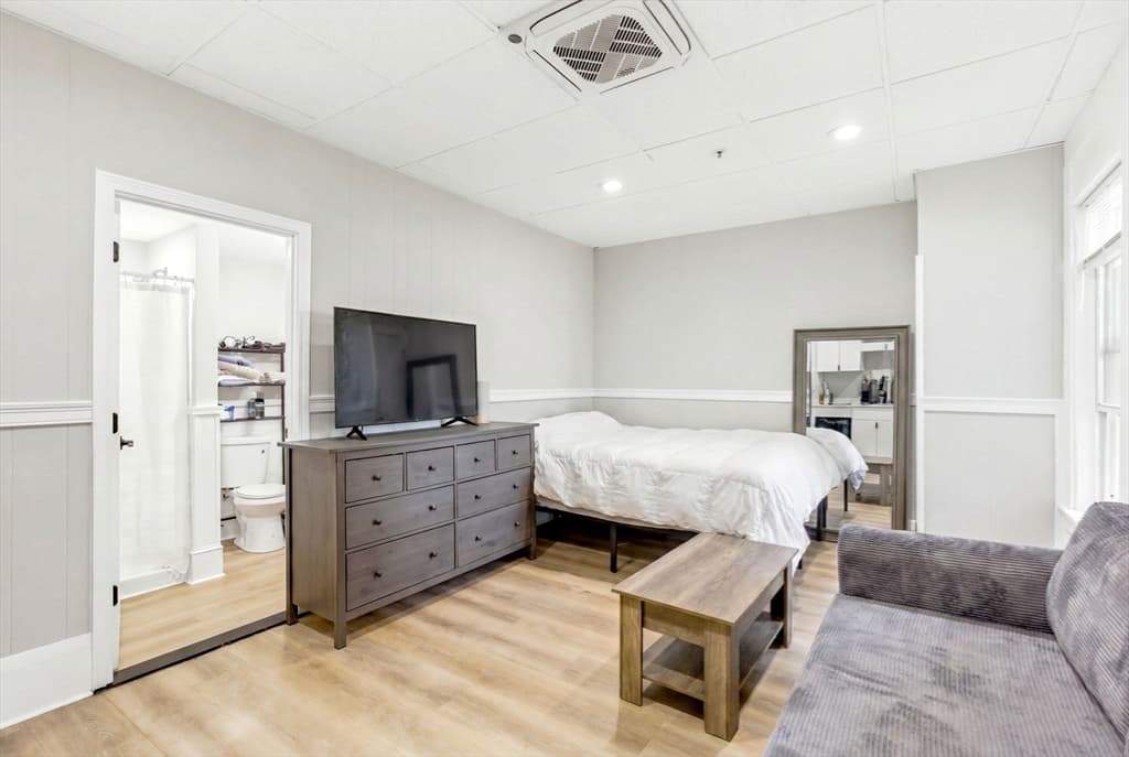 142 Dorchester Street, Boston MA 02127 photo 7