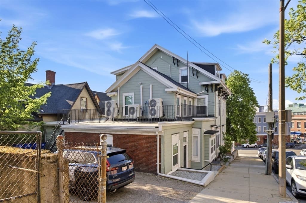 142 Dorchester Street, Boston MA 02127 photo 3