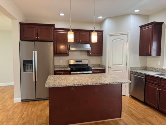 Single Family Residence at 16 Juniper Hill Road, Westford MA 01886, photo 6 of 40