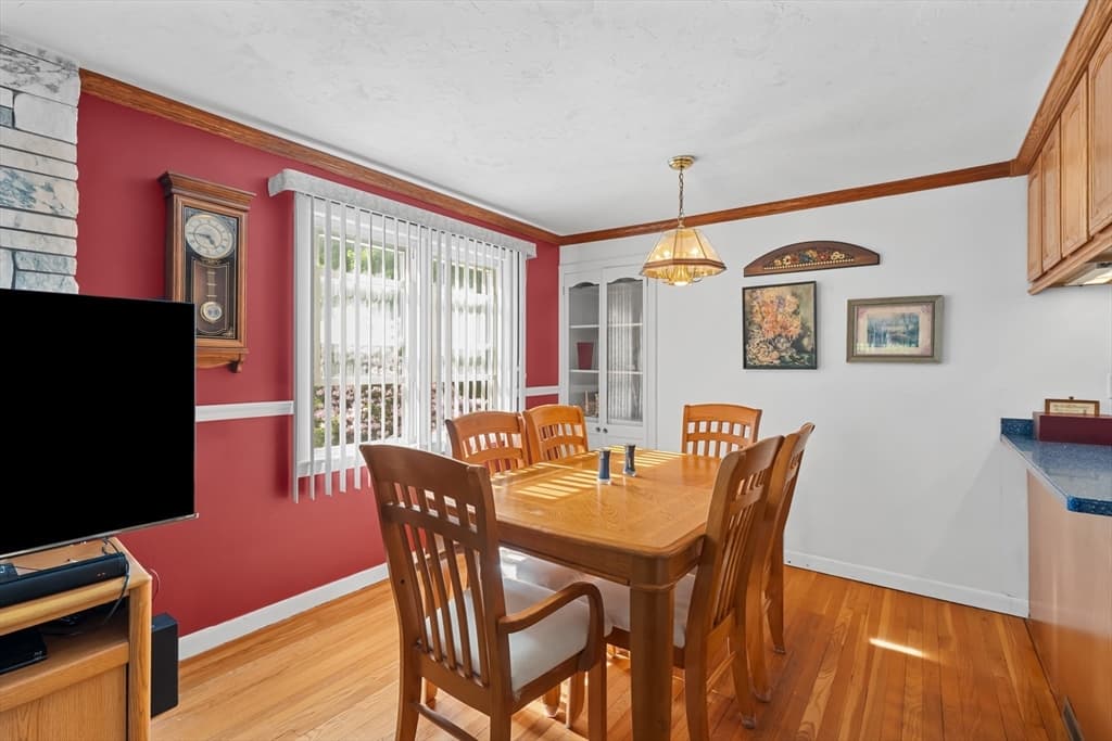 Single Family Residence at 16 Mars Dr, Shrewsbury MA 01545, photo 13 of 42