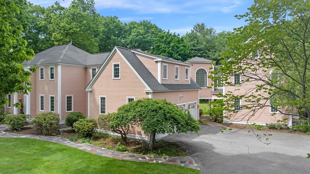 Single Family Residence at 15 Darrell Dr., North Reading MA 01864, North Reading, photo 3 of 42