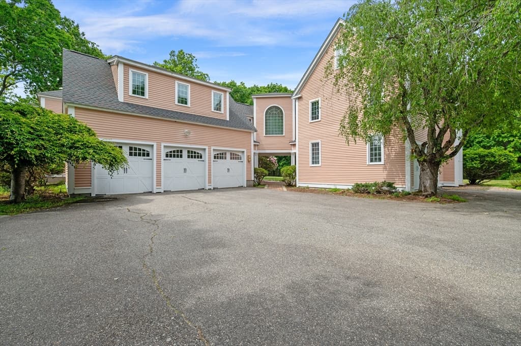 Single Family Residence at 15 Darrell Dr., North Reading MA 01864, North Reading, photo 9 of 42