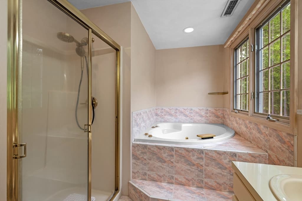 Single Family Residence at 15 Darrell Dr., North Reading MA 01864, North Reading, photo 33 of 42