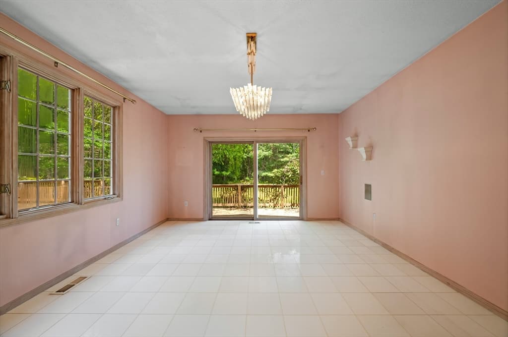 Single Family Residence at 15 Darrell Dr., North Reading MA 01864, North Reading, photo 25 of 42
