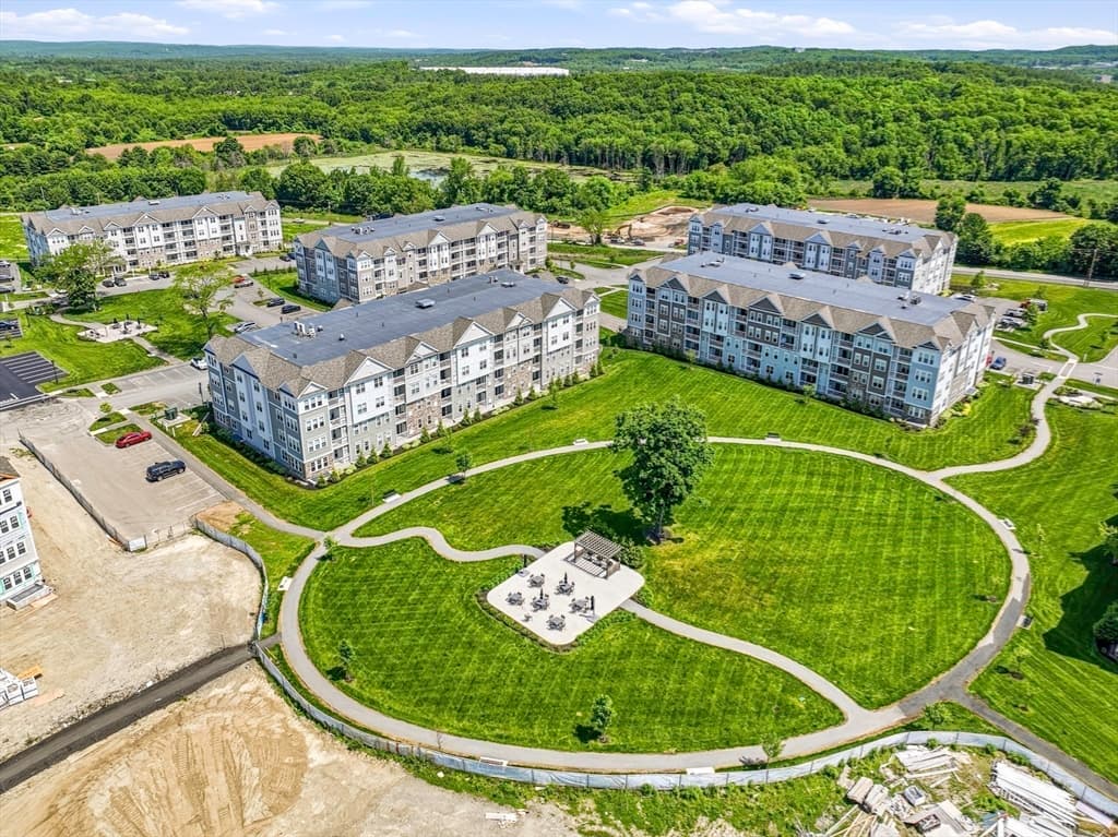 Condominium at 2 Codman Way # 2203, Westborough MA 01581, Westborough, photo 27 of 36