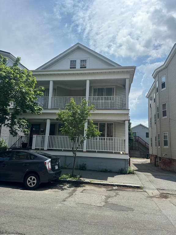 33 Wave Ave, Revere MA 02151