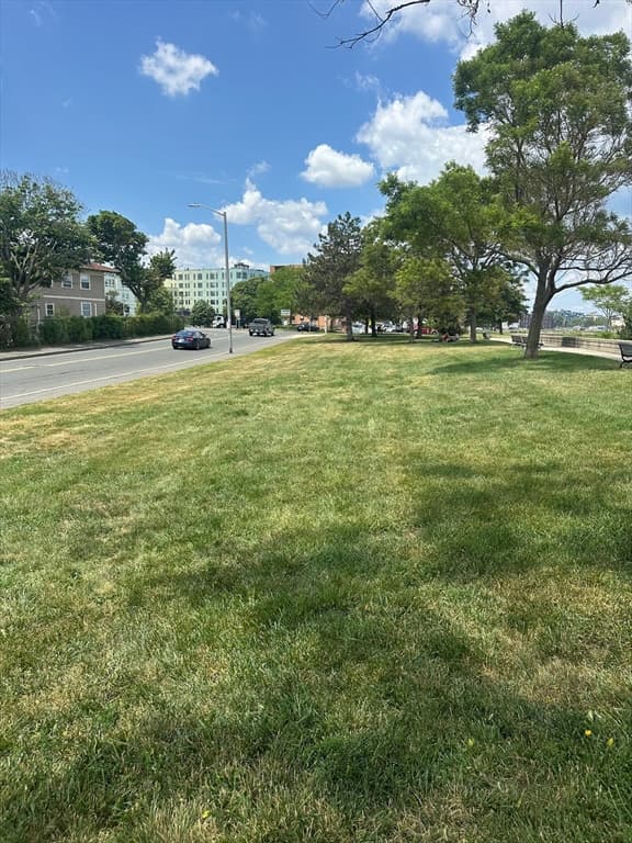 33 Wave Ave, Revere MA 02151 photo 8