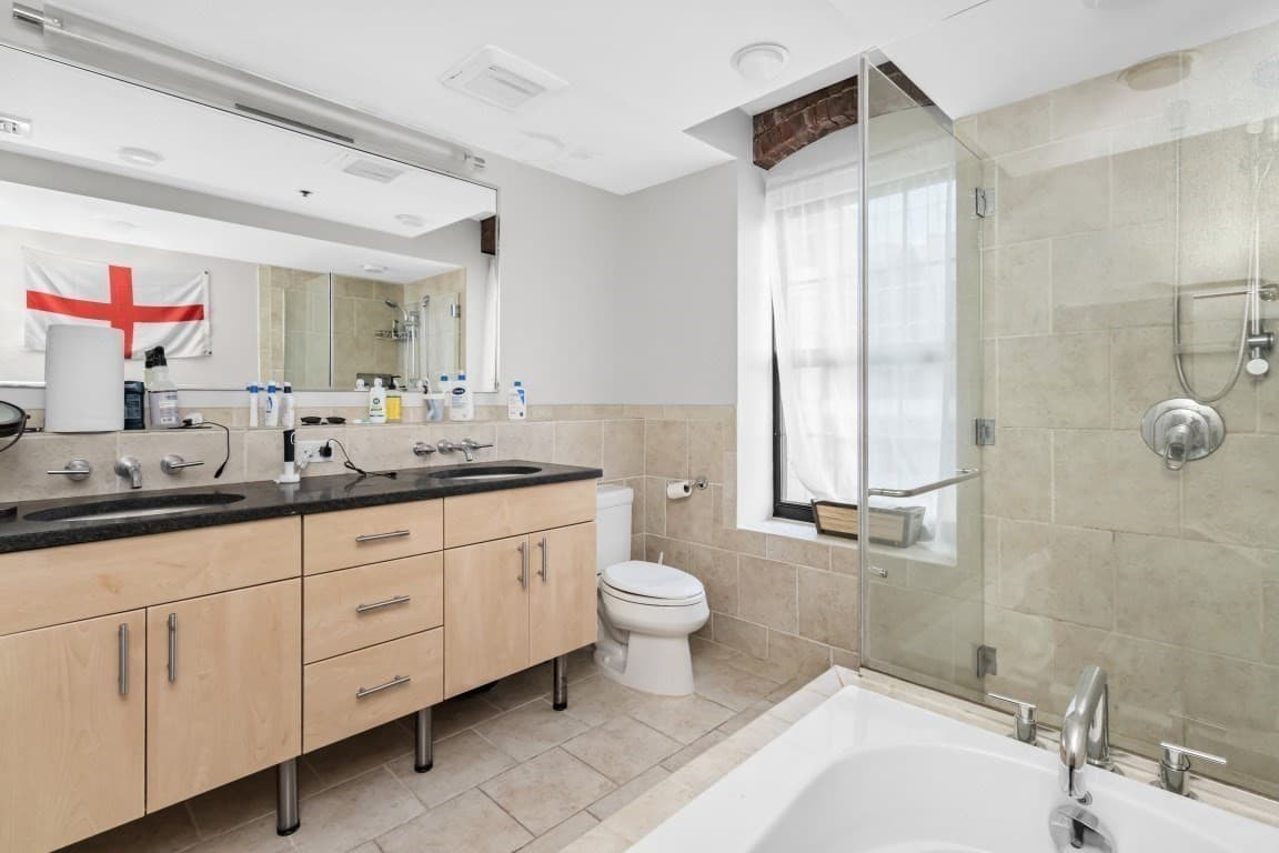 Condominium at 199 State Street # 502, Boston MA 02109, photo 9 of 15