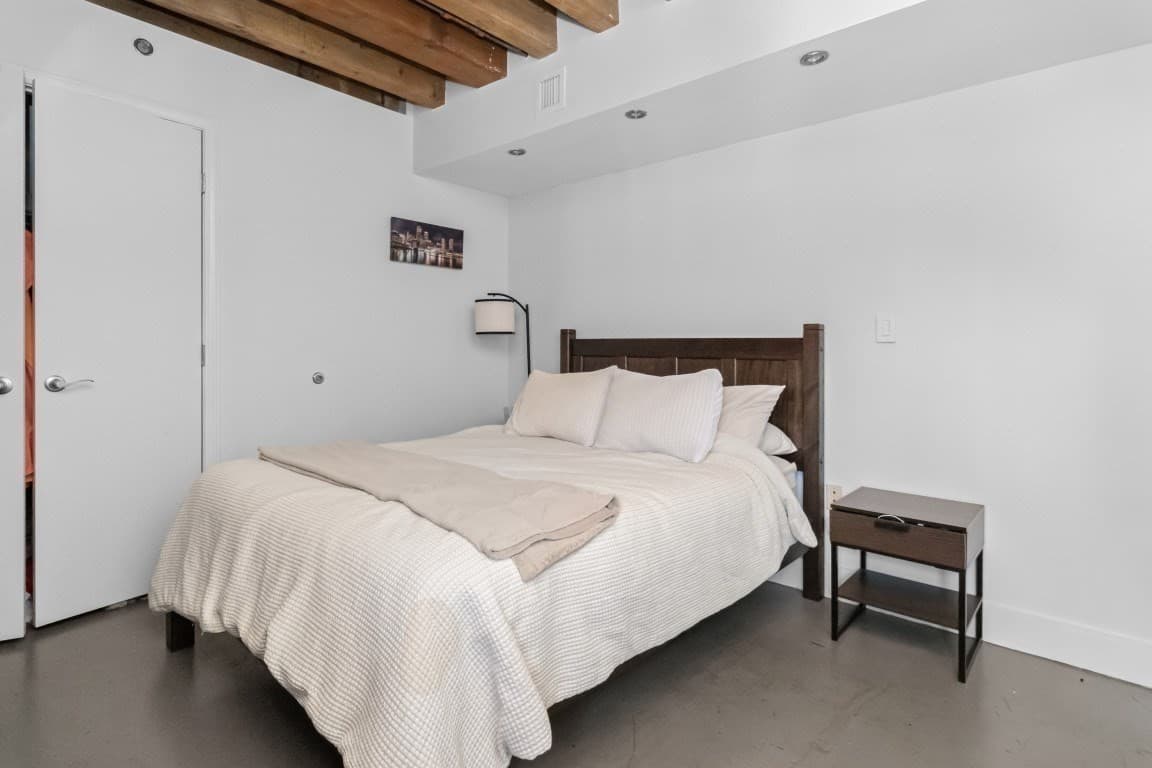 Condominium at 199 State Street # 502, Boston MA 02109, photo 11 of 15