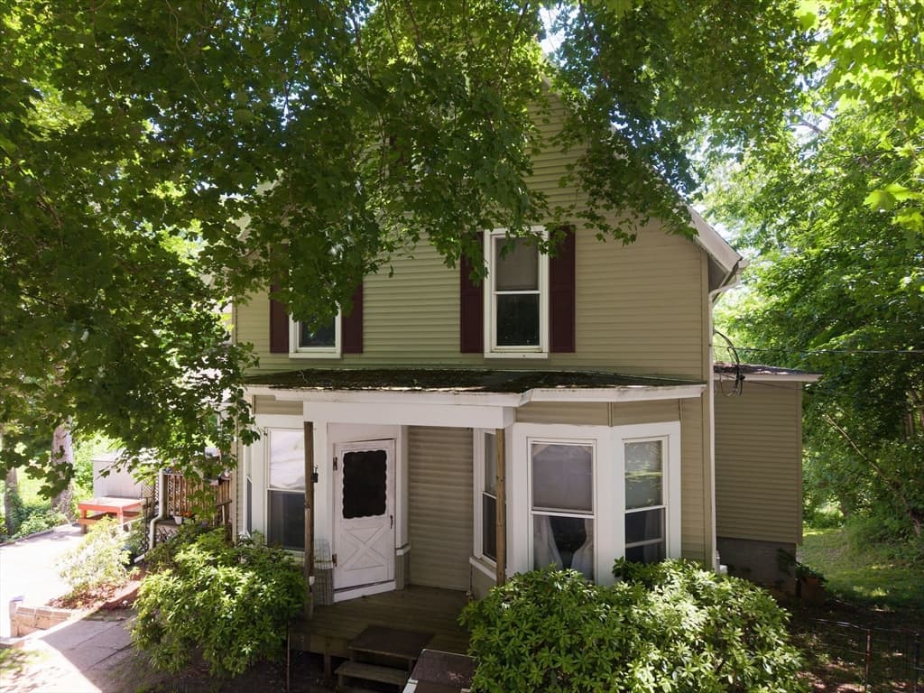 52 Cherry Street, Spencer MA 01562