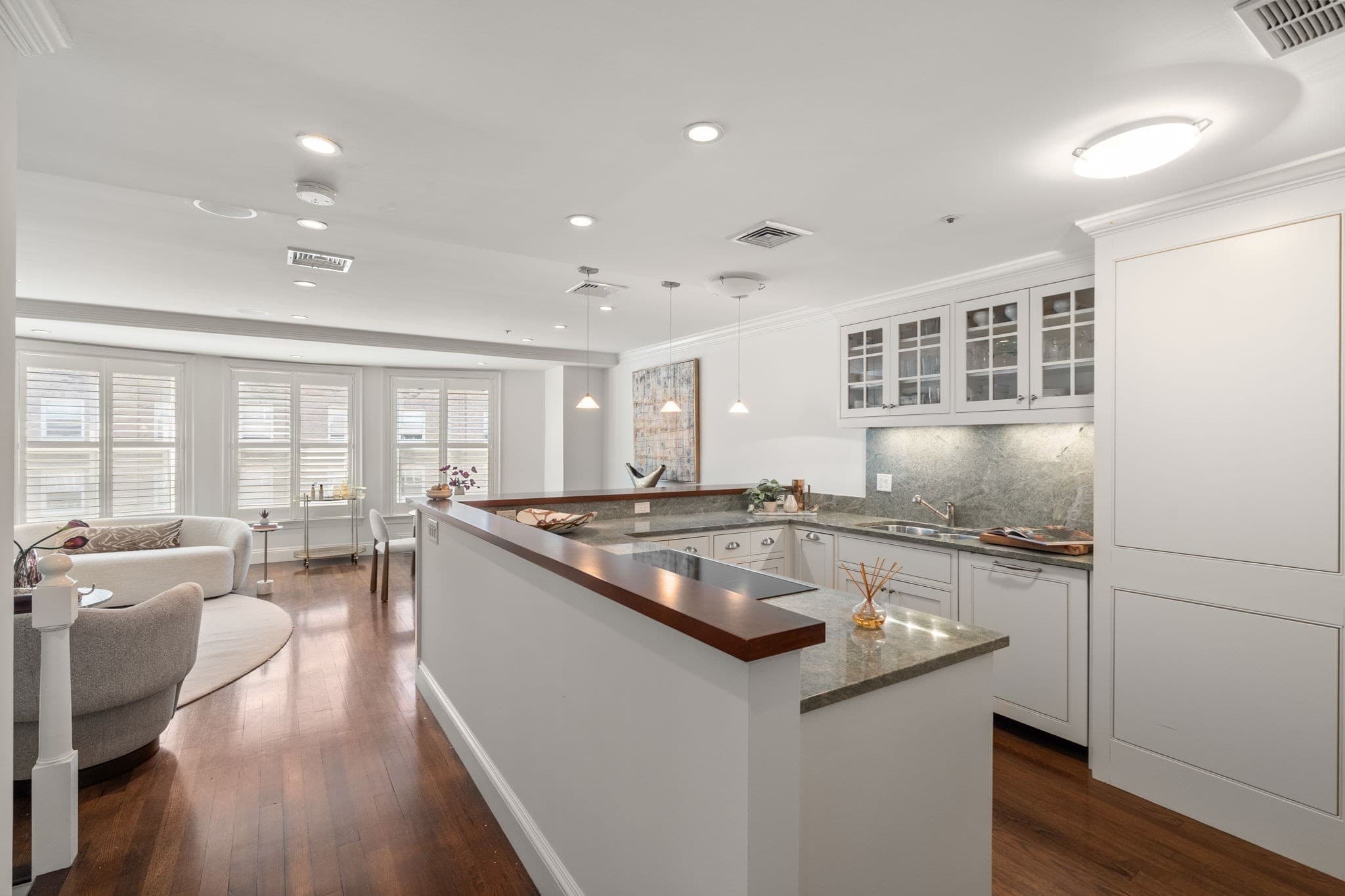 Condominium at 300 Boylston # 909, Boston MA 02116, photo 7 of 20