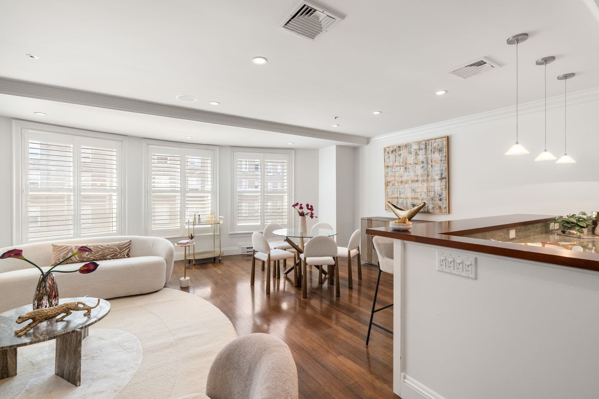 Condominium at 300 Boylston # 909, Boston MA 02116, photo 3 of 20