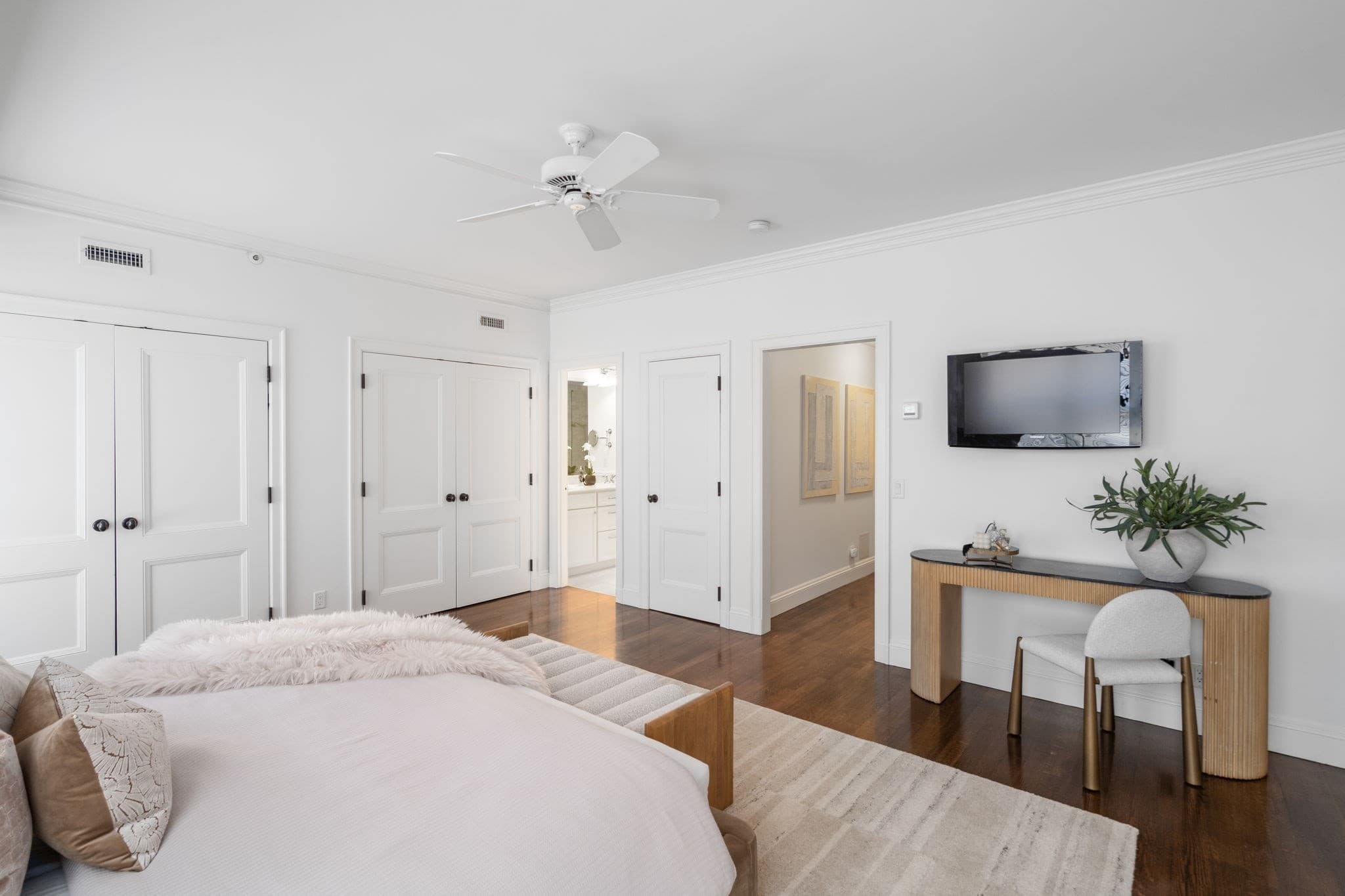Condominium at 300 Boylston # 909, Boston MA 02116, photo 14 of 20