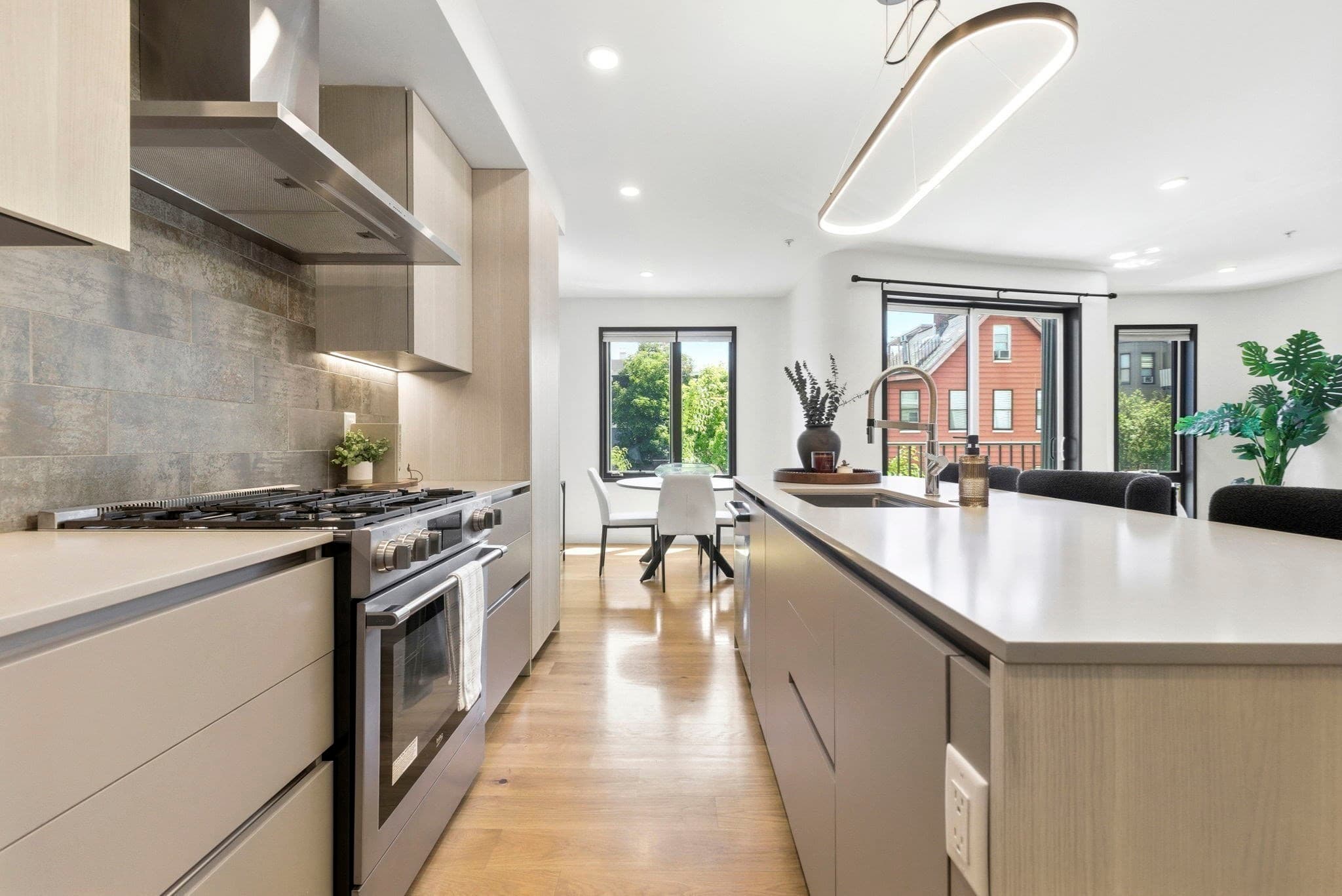 Condominium at 187-191 Condor St # 5, Boston MA 02128, photo 5 of 27