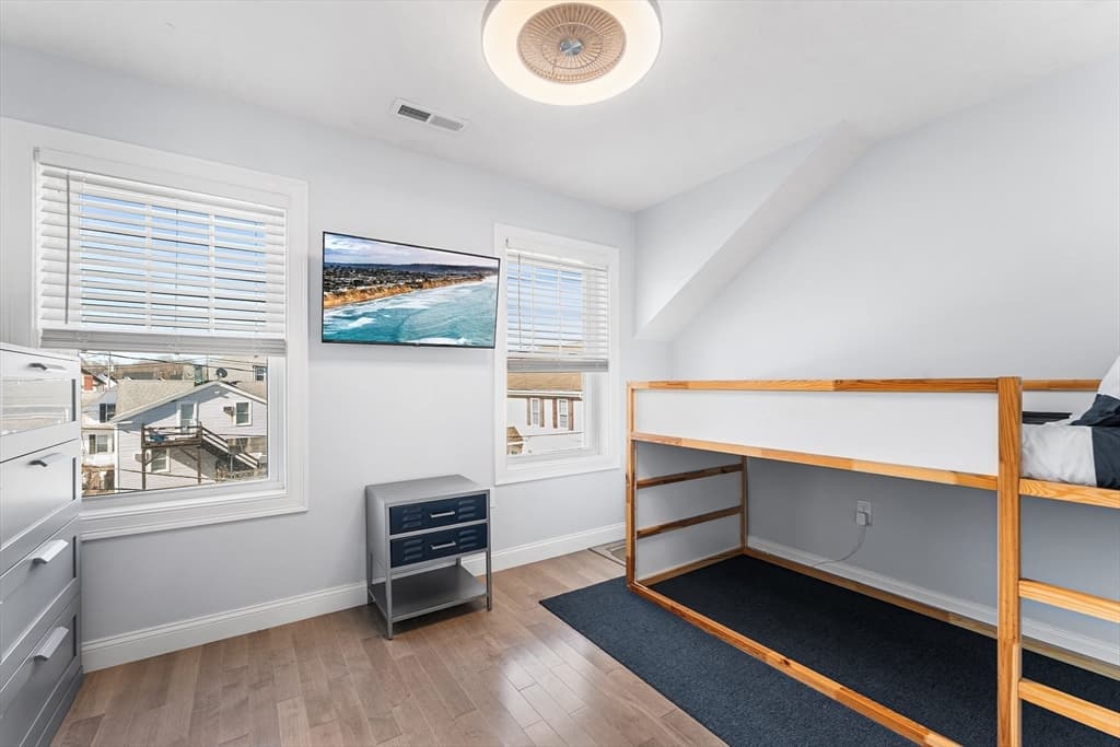 Condominium at 18 1/2 Dalton Ct, Peabody MA 01960, Peabody, photo 12 of 23