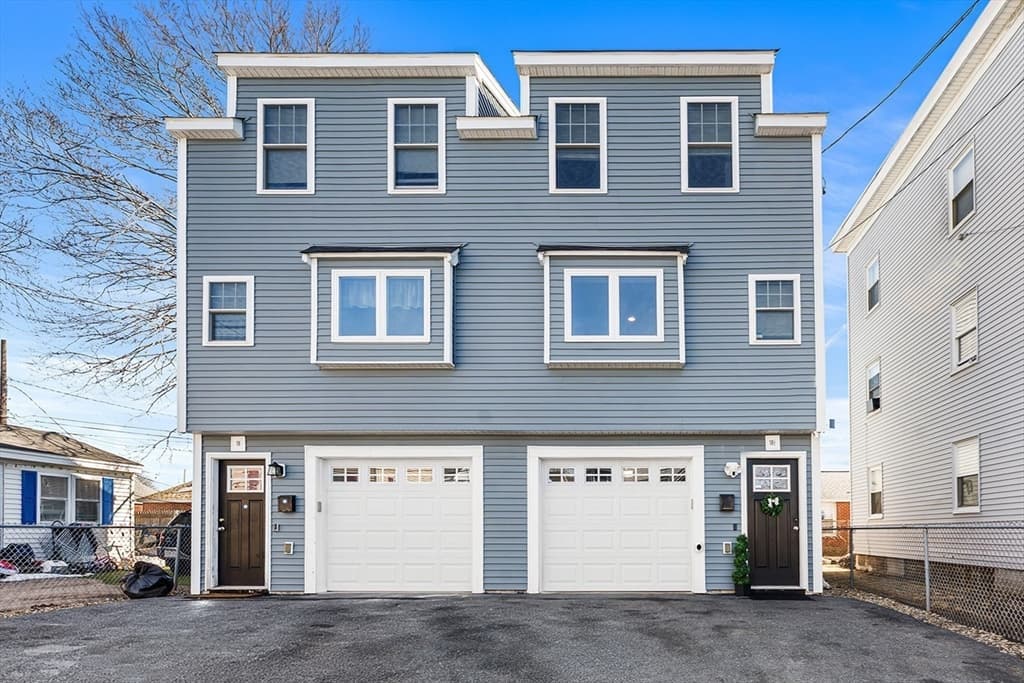 Condominium at 18 1/2 Dalton Ct, Peabody MA 01960, Peabody, photo 22 of 23