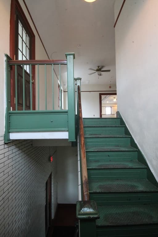 1043 Sumner Ave, Springfield MA 01118 photo 23