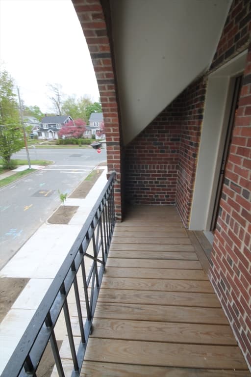 1043 Sumner Ave, Springfield MA 01118 photo 21