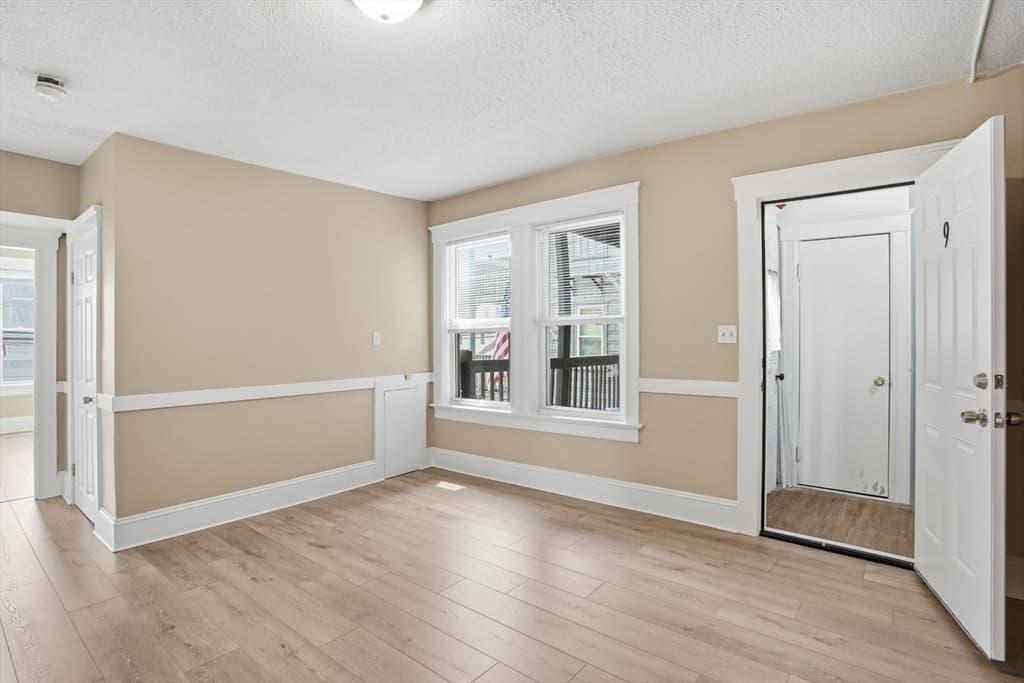 Condominium at 420 Rathbun # 9, Woonsocket RI 02895, Woonsocket, photo 7 of 14