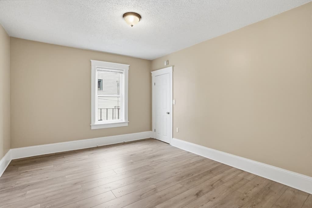 Condominium at 420 Rathbun # 9, Woonsocket RI 02895, Woonsocket, photo 8 of 14