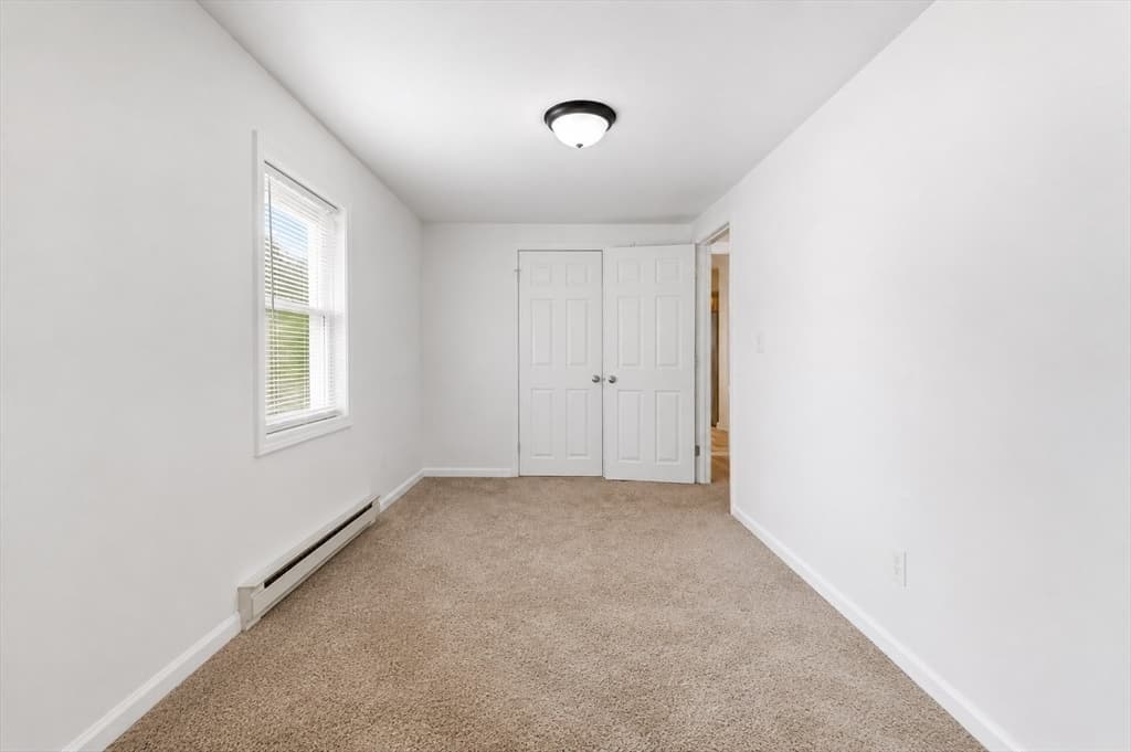 Single Family Residence at 21 Golf St, Fairhaven MA 02719, photo 12 of 28