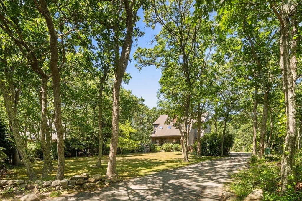 99 Old Purchase Road, Edgartown MA 02539 photo 2