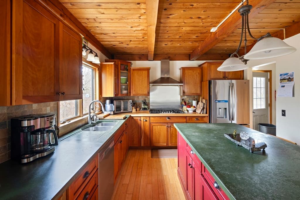 99 Old Purchase Road, Edgartown MA 02539 photo 11