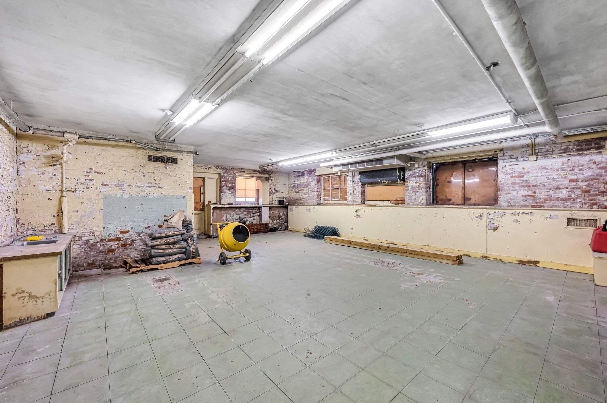 Commercial Sale at 40 Pecks Rd, Pittsfield MA 01201, photo 33 of 37