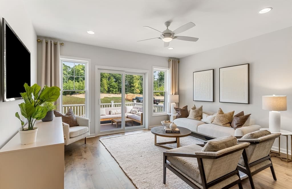 Single Family Residence at 9 Weathervane Drive # 45, Walpole MA 02081, photo 10 of 28