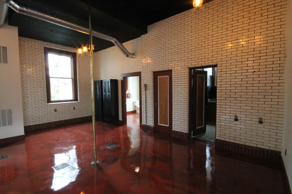 1043 Sumner Ave, Springfield MA 01118 photo 20