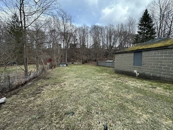 242 Wahconah St, Pittsfield MA 01201 photo 11
