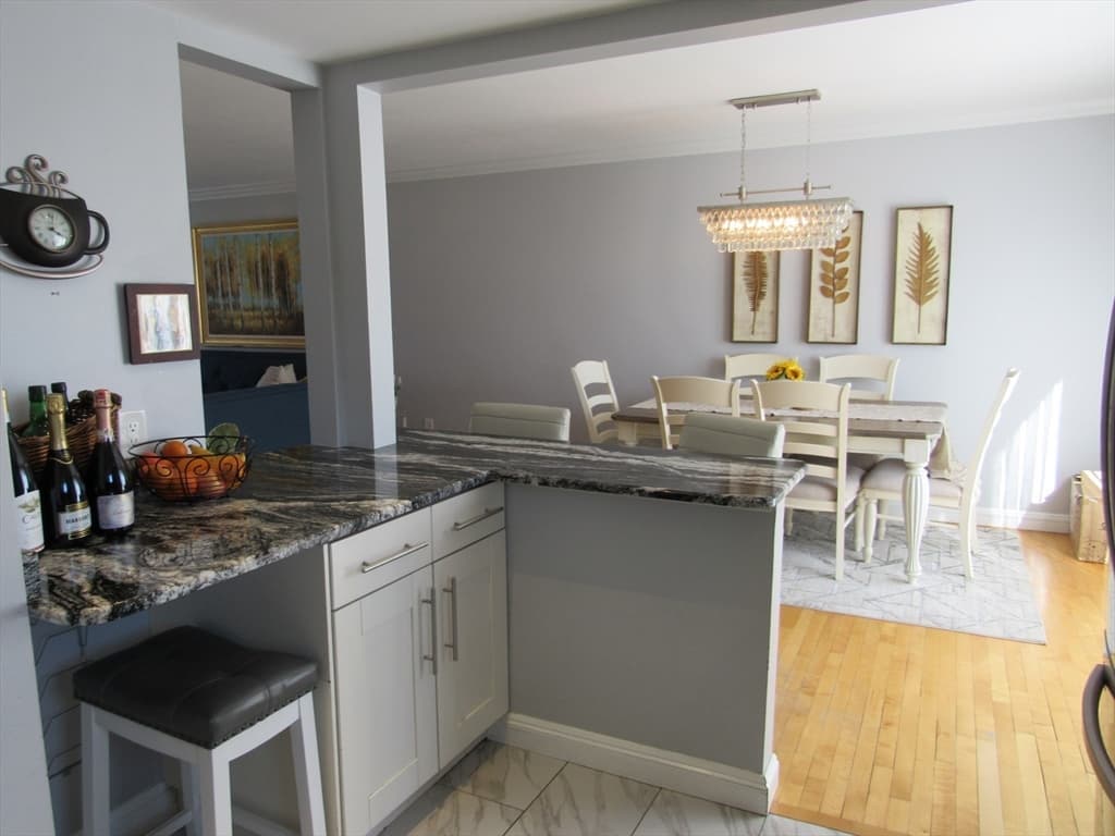 Condominium at 6 Loring Hills Ave # B1, Salem MA 01970, photo 12 of 38