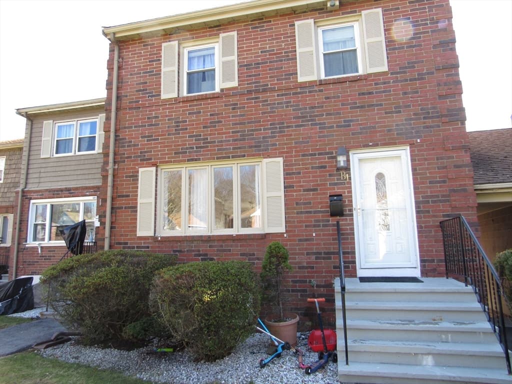 6 Loring Hills Ave # B1, Salem MA 01970